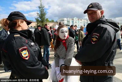 世界杯安保策略深度评测：英国警员缩减背后的安全博弈与乐盈平台观赛体验报告